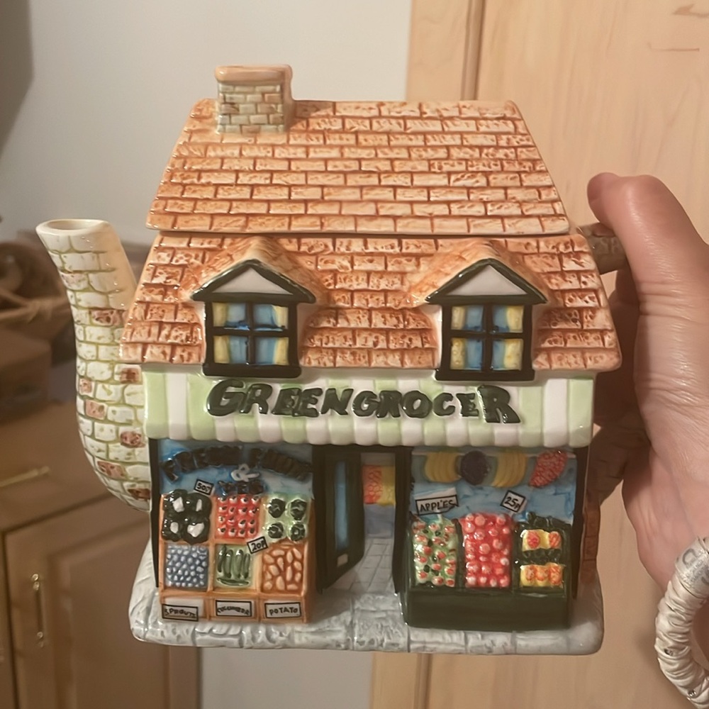 Hand painted green grocer tea pot